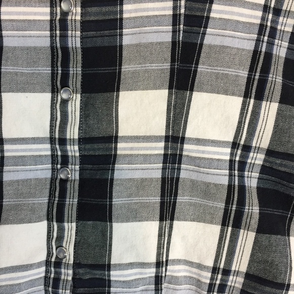 Reitmans Pearl Snap Shirt Womens Med Black Plaid Fitted Western Roll Tab Sleeves - Picture 7 of 14